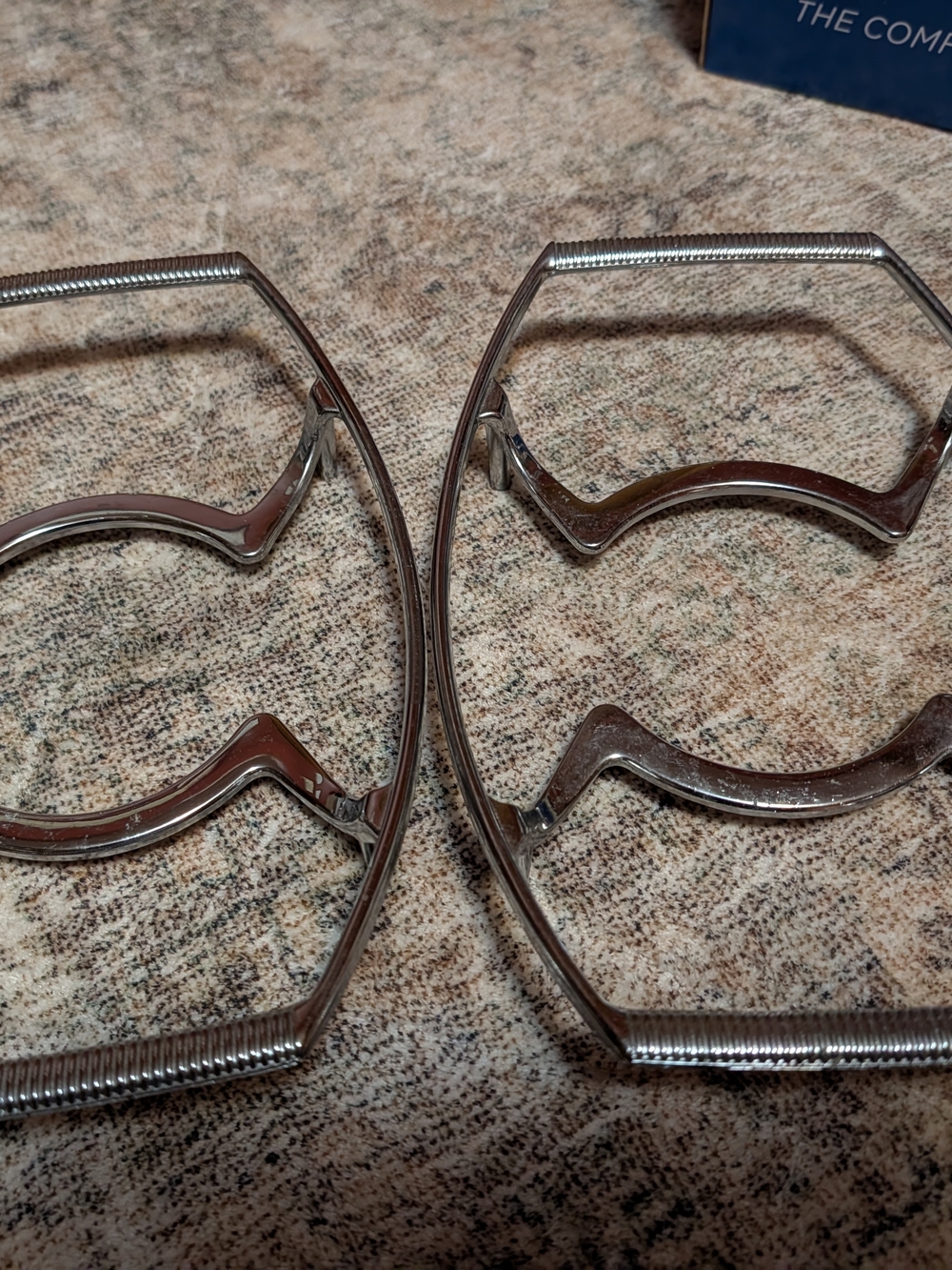 Corningware Silver Metal Holder P-11-M  (set Of 2)